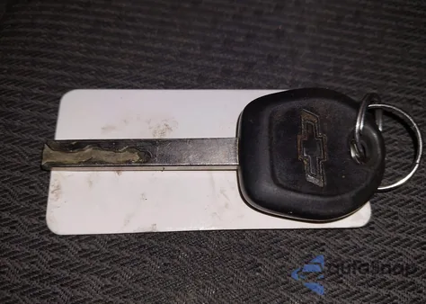 2021 Chevrolet Silverado 1500 4Wd Short Bed Custom z USA, uszkodzony, nr VIN 1GCPYBEK3MZ293150